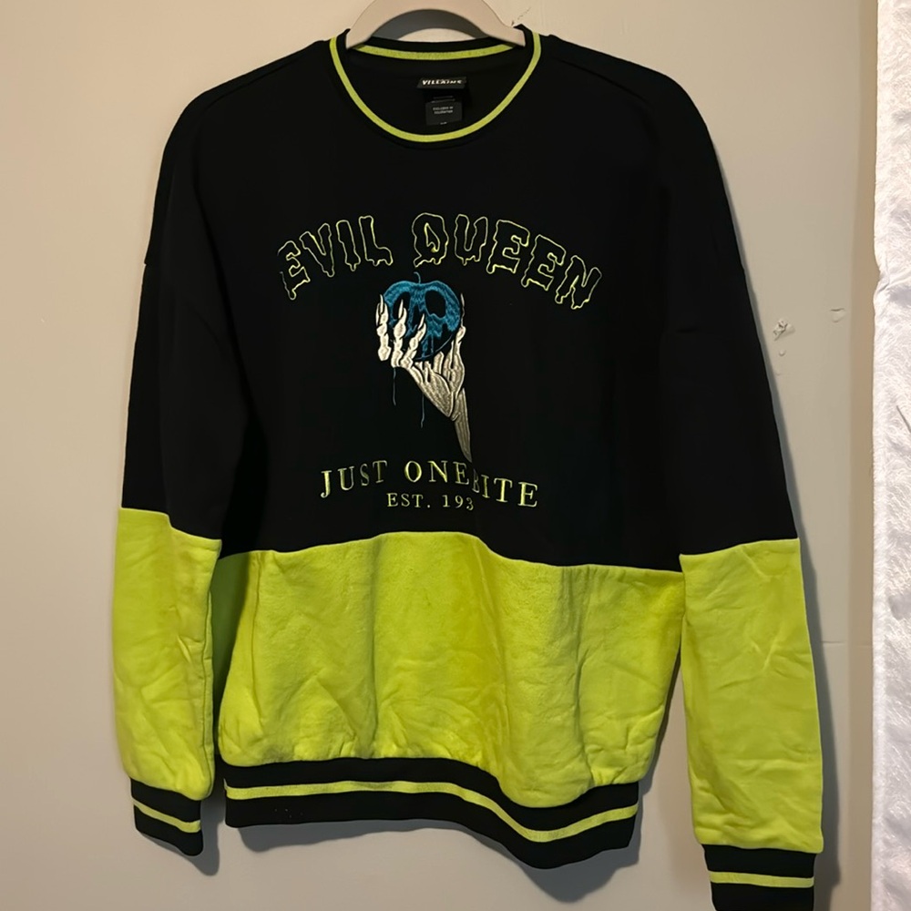 Disney Villians Evil Queen Sweatshirt (XS)